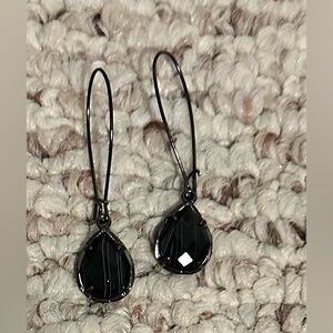 Kendra Scott Dee Teardrop Banded Agate Earrings in Gunmetal EUC
